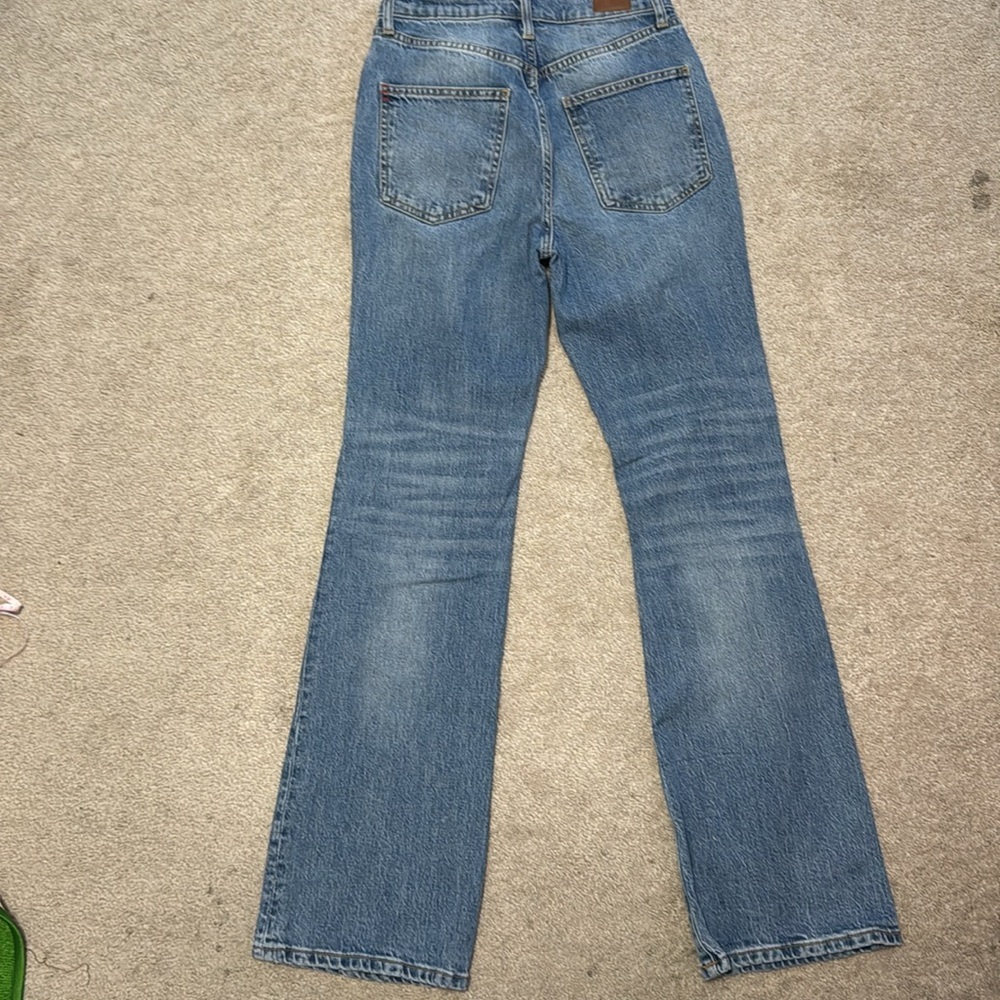 BDG Stretch High Rise Flare Medium Washed Denim Jeans distressed Size 27 - Picture 11 of 13